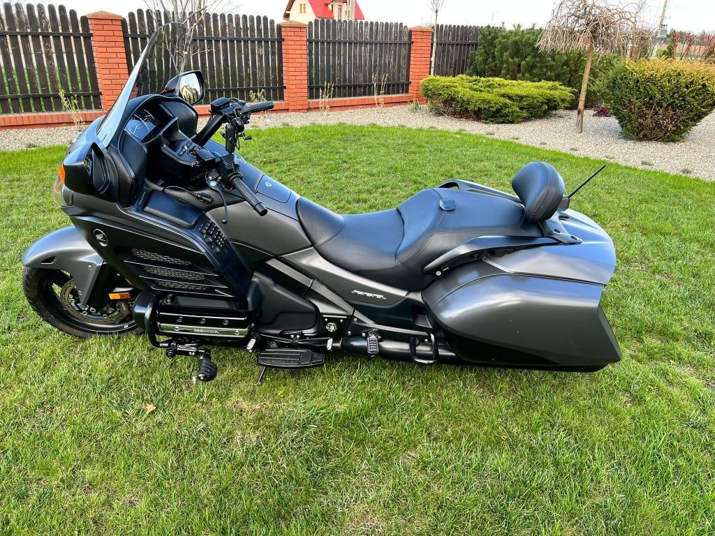 Honda Gl 1800 Goldwing f6b