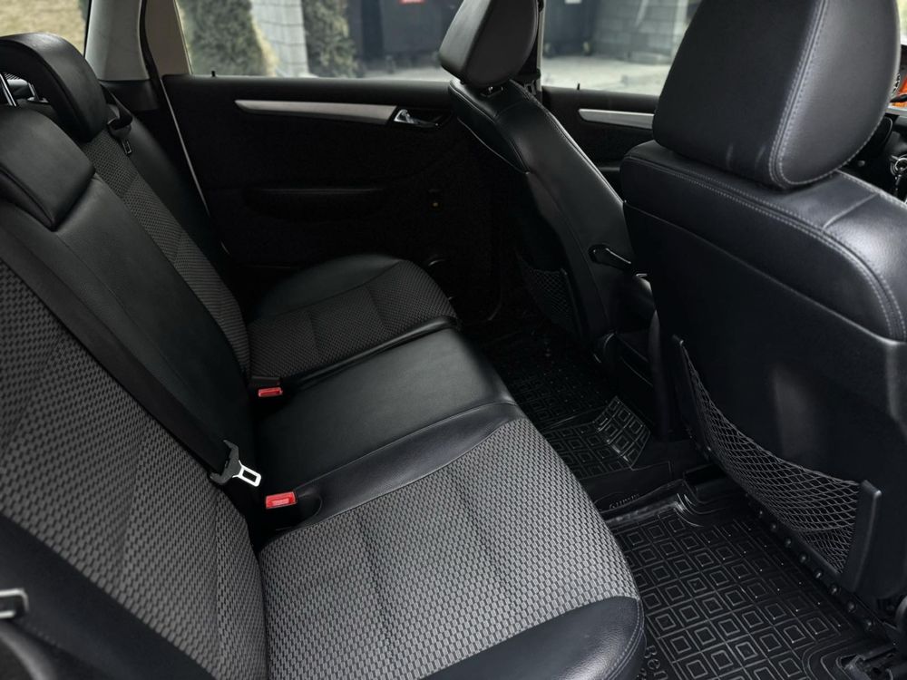 Продам Mercedes B-класса 2010 г. 1.7 Автомат 7 передач
