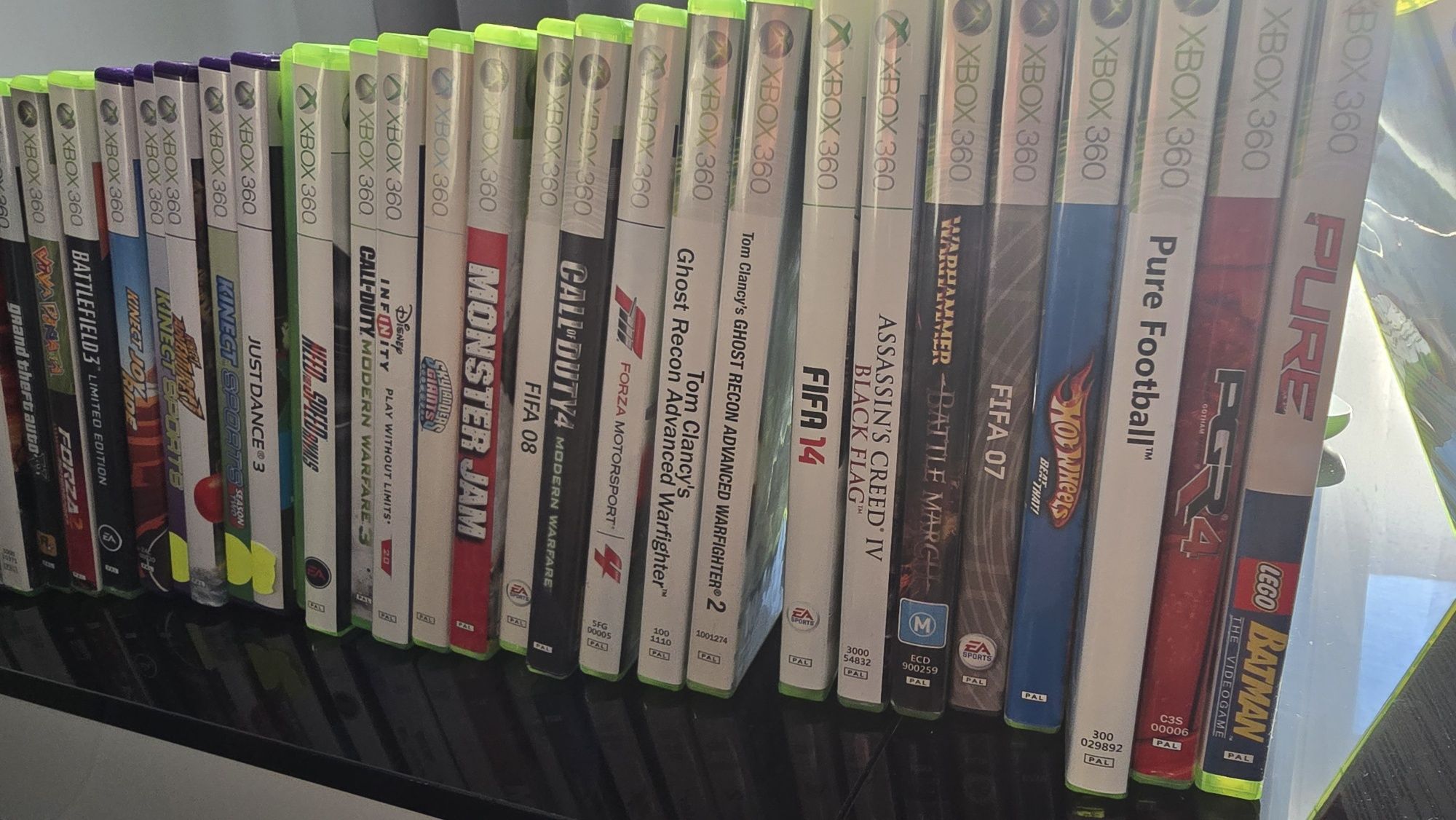 Sprzedam zestaw Xbox 360 + 50 gier