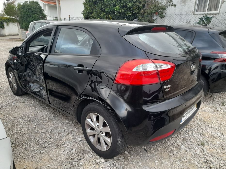 Kia Rio 1.2   2013