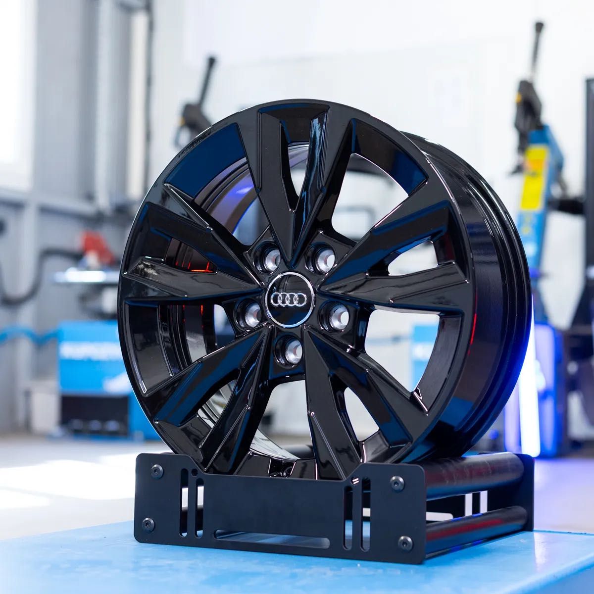 FABRYCZNIE NOWE Oryginalne Felgi Audi 16 A3 A4 A6 A8 Q3 TT