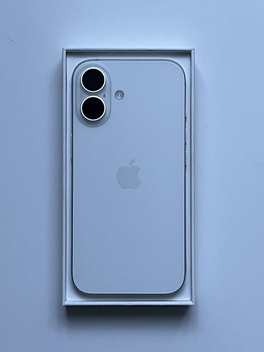 OUTLET Apple iPhone 16 256GB Biały FV23 - 15 cykli baterii gw Apple