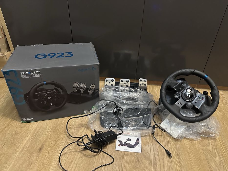 Игровий руль Logitech G923 PC/XBOX (тести, відео) g920, thrustmaster