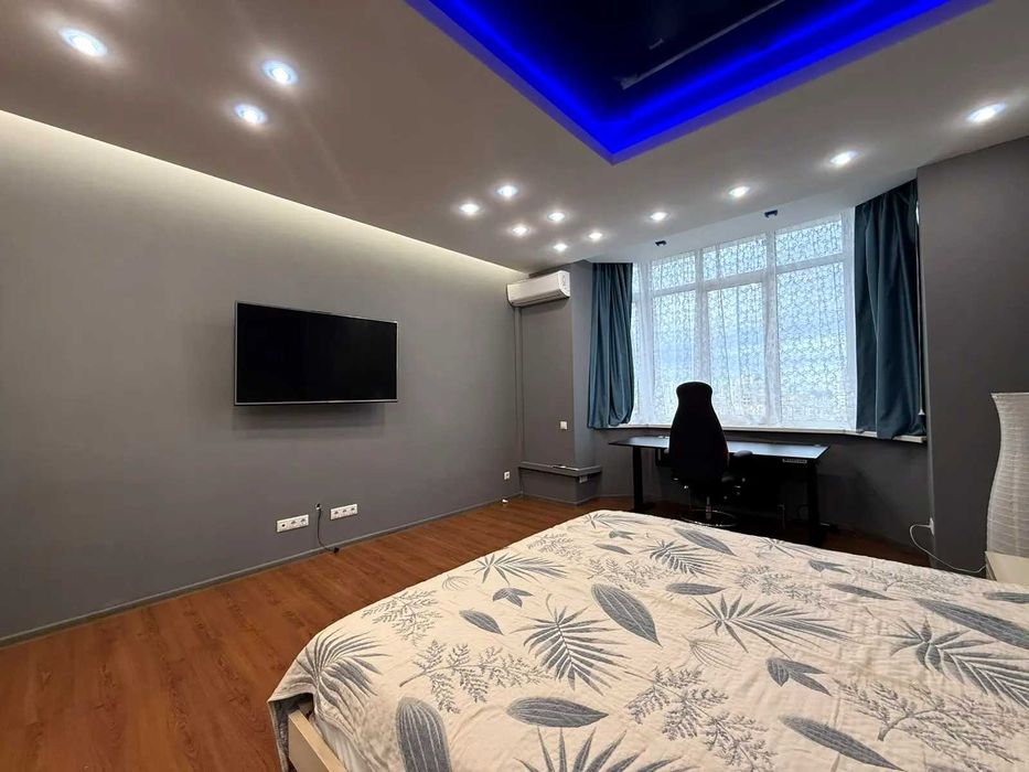 Сдаю в первые квартиру на долгий срок по улице Урловская 16/37