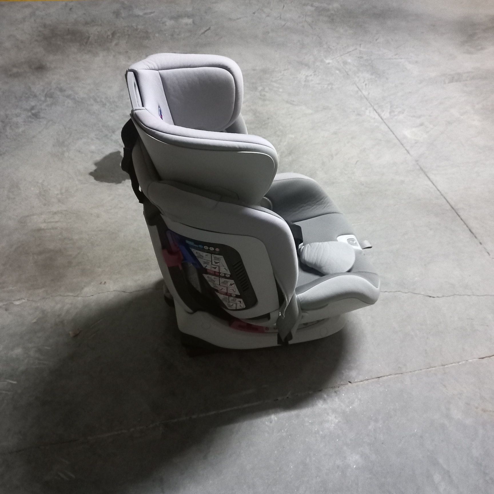 Cadeira Auto Chicco Isofix