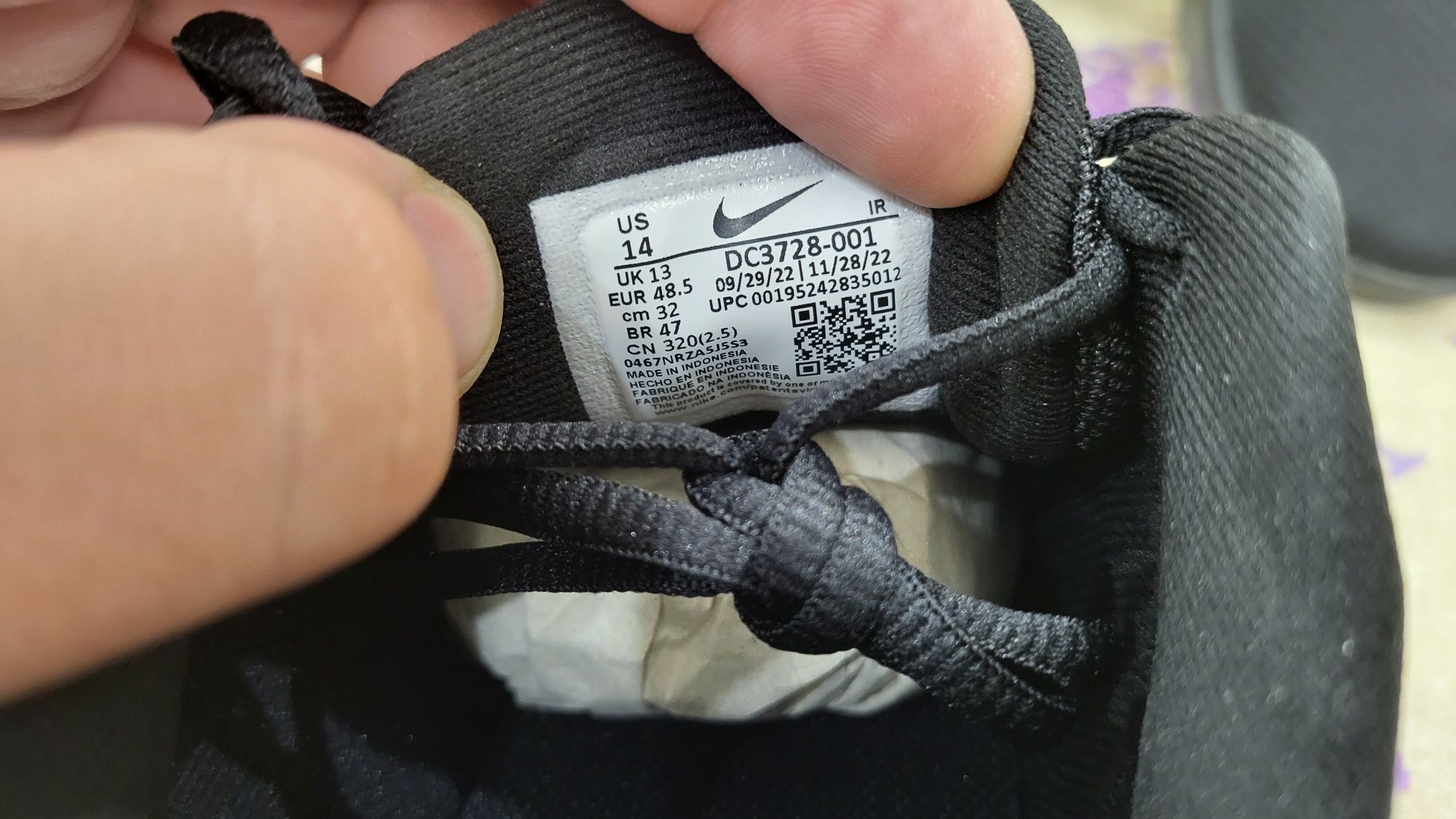 Оригінальні кросівки Nike Revolution 6 розмір 48,5 us14