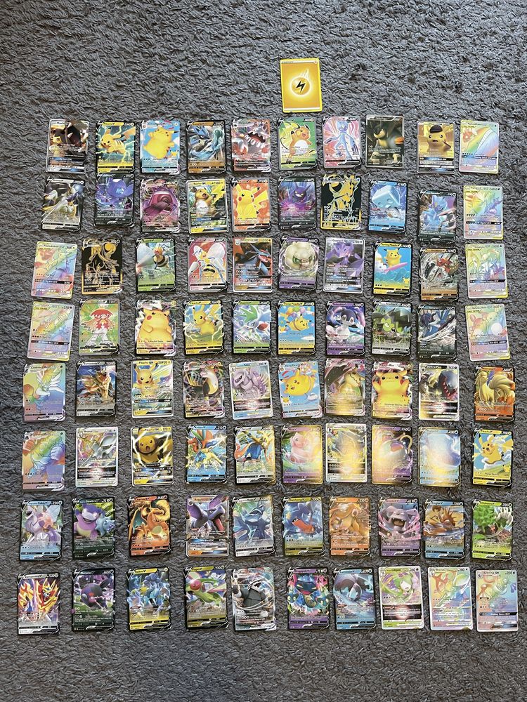 81 kart pokemon w tym 1 energii