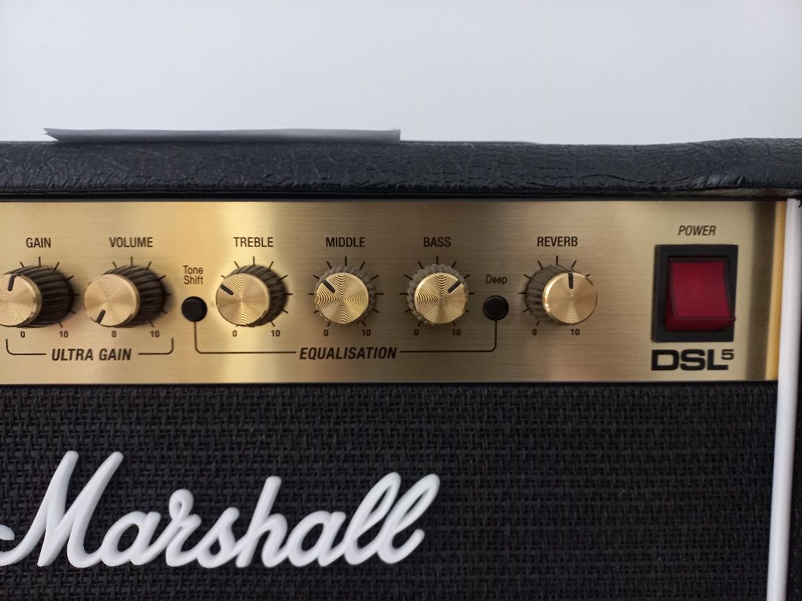 Marshall DSL5CR Combo Válvulas Guitarra Elétrica 10" 5W