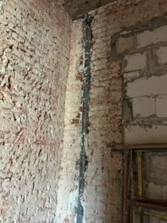 Skuwanie płytek tynków posadzek