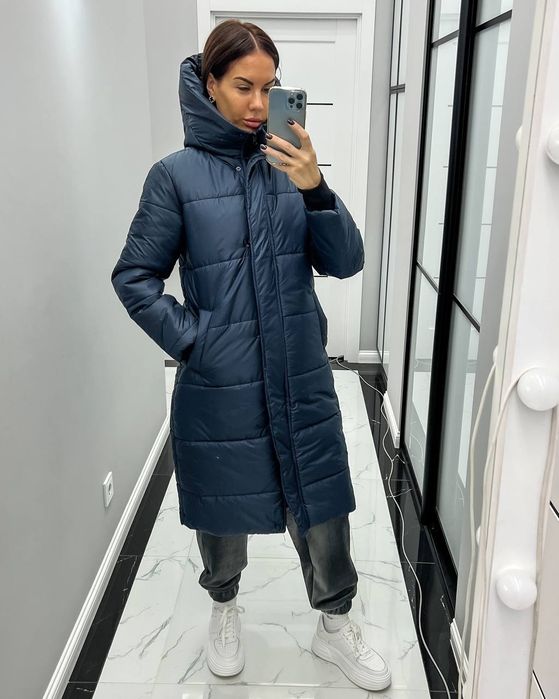 Тёплое зимнее пальто пуховик