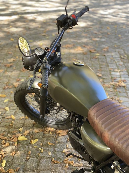 Mutt Hilts 125cc