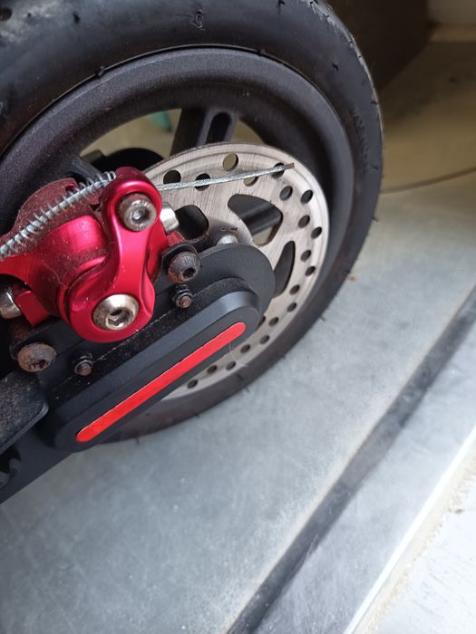 Trotinete elétrica Olsson para arranjar