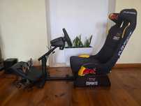Fotel Red Bull + kierownica Logitech G29