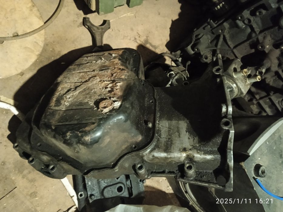 Піддон для двигуна