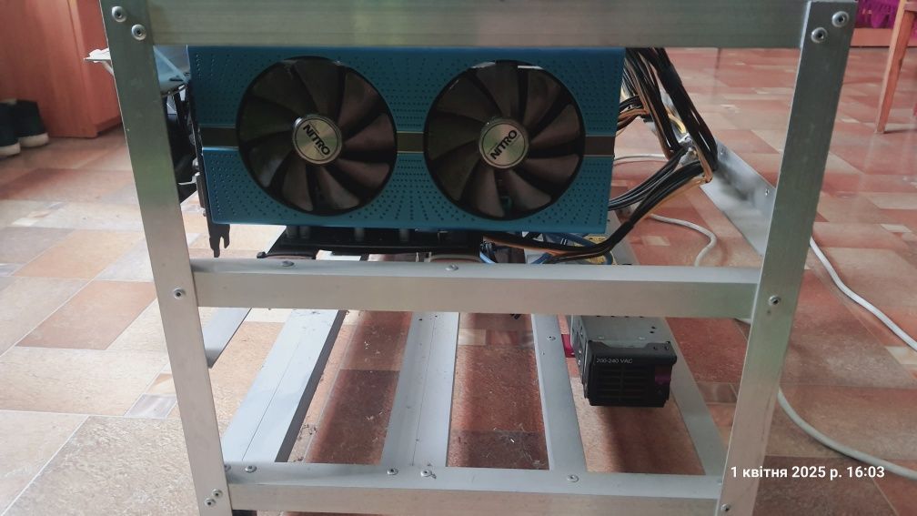 Майнінг ферма Sapphire Radeon Rx 580  NITRO  NITRO 8GB x 8шт.