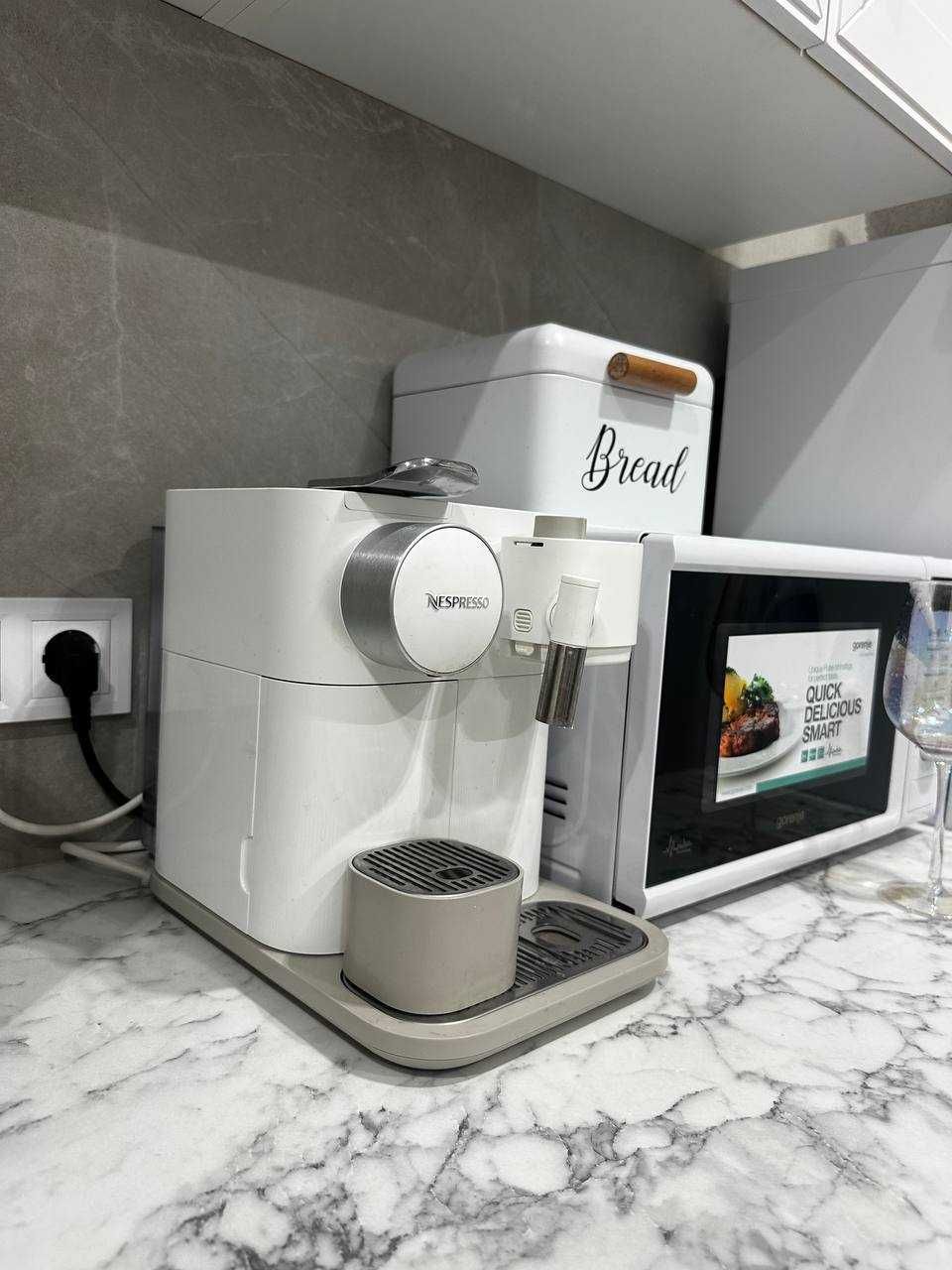 Капсульная кофеварка Nespresso