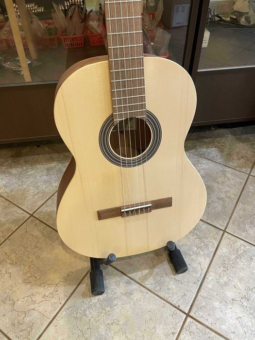 Gitara klasyczna Alhambra LAGANT hiszpańska 4/4