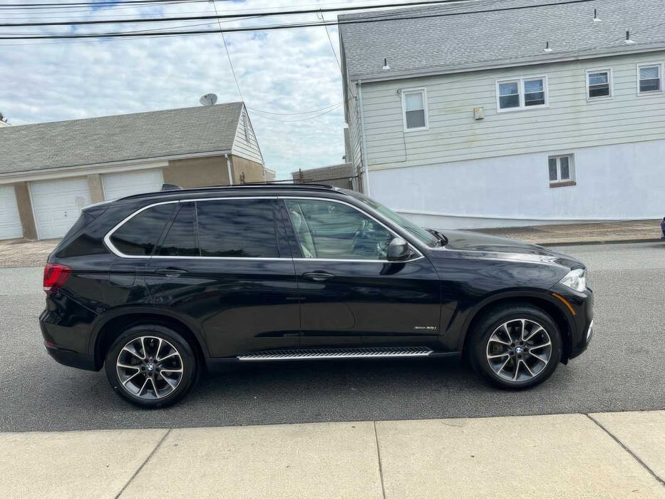 BMW X5 xDrive35i      2014