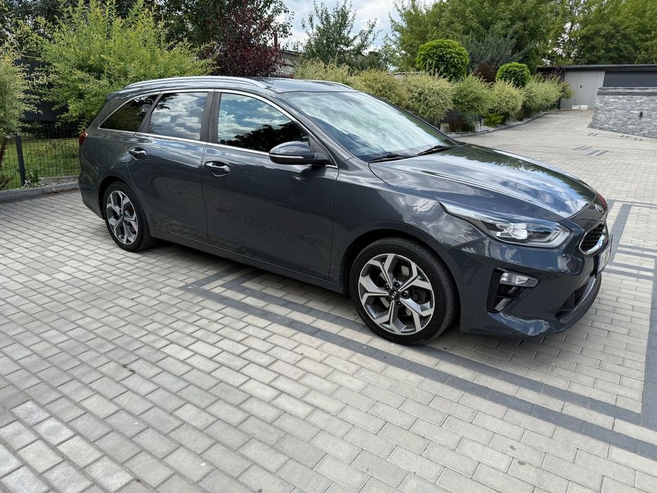 Kia Ceed 1.6CRDi Kombi Bezwypadkowy serwis ASO