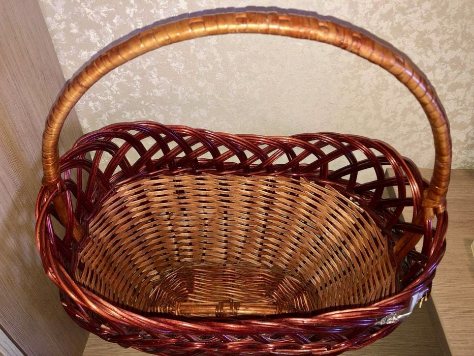 Корзина з лози плетена велика