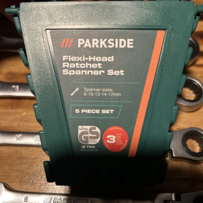 Набір ключів Parkside комбінованих з тріскачкою 8 - 17 мм 5 шт+шарнір