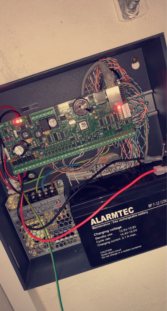Elektryk-Usługi elektryczne instalacje elektryczne Pomiary elektryczne