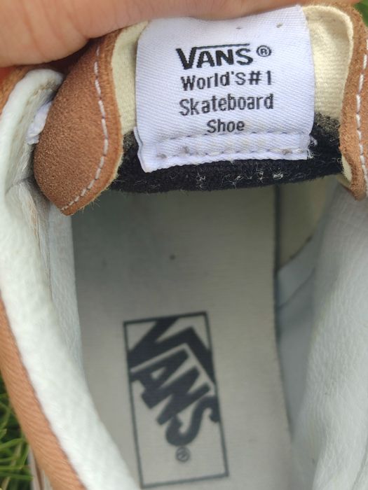 Високі скейтерські ванси VANS