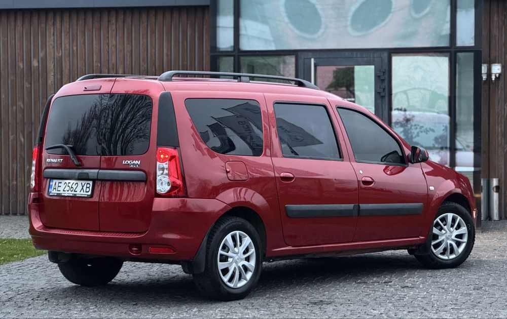 Продам Renault Logan MCV 2012