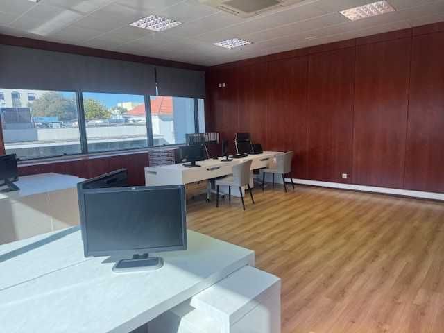 Arrendamento de sala/s em escritório – Telheiras, Lisboa