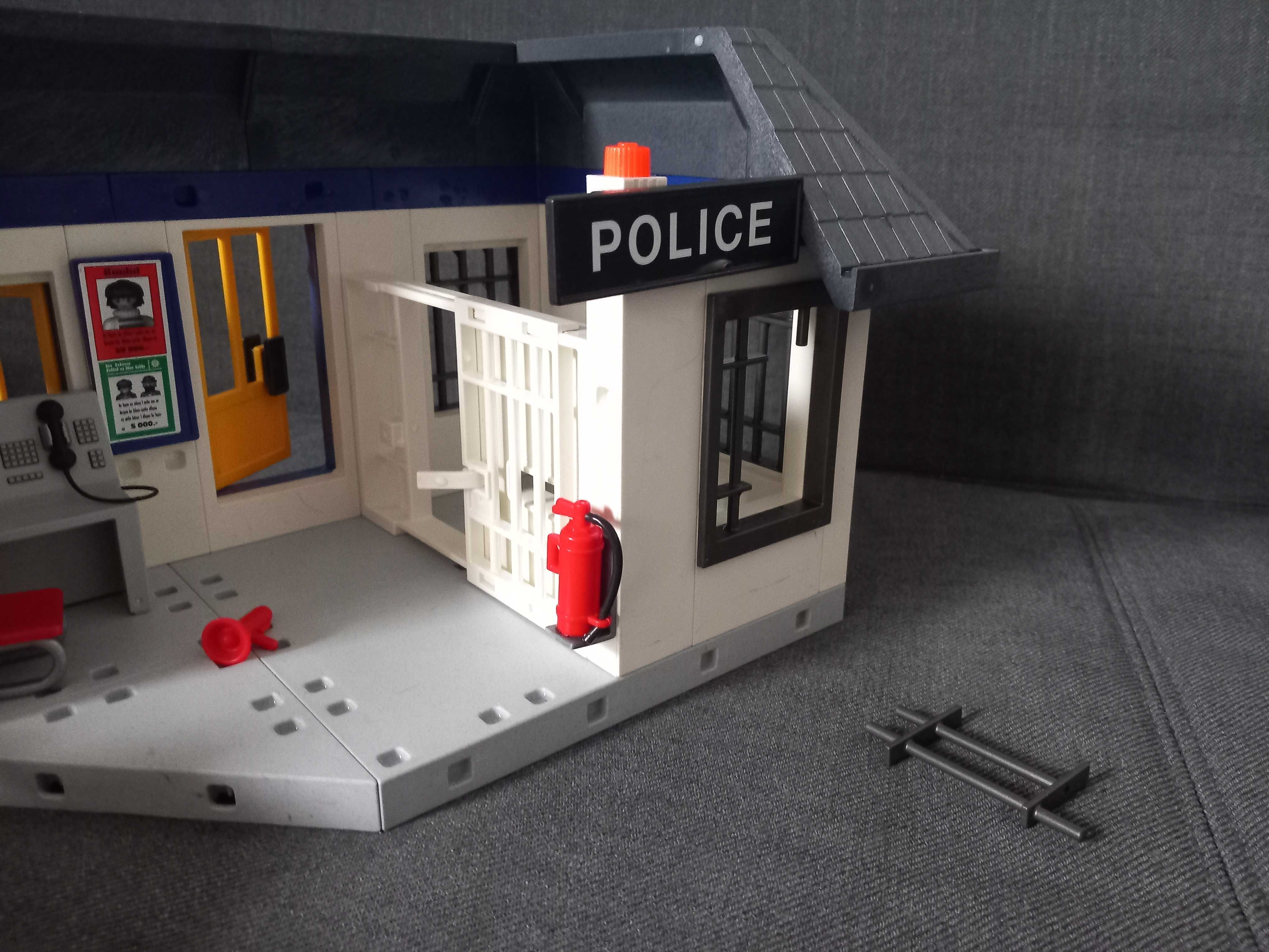 Playmobil 5013 Posterunek policji z więzieniem