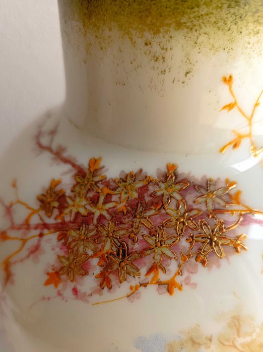 Jarra em Vidro Opalino