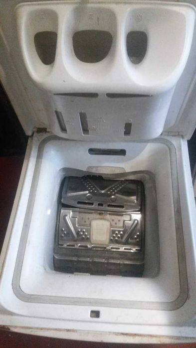 Продам пральну машину Wirpool AWE 7515/1 з вертикальним завантаженням