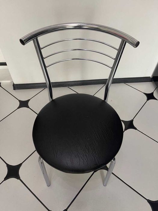 Продам крісла в хорошому стані