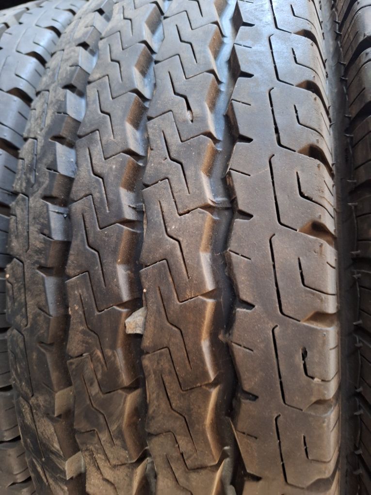 Продам шини 205 75 16с Firestone ,в стані нових