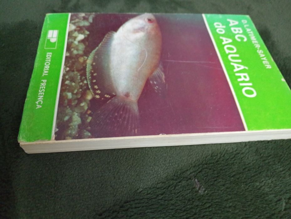Abc Do Aquário, de LATIMER-SAYER. (D.) 1976.