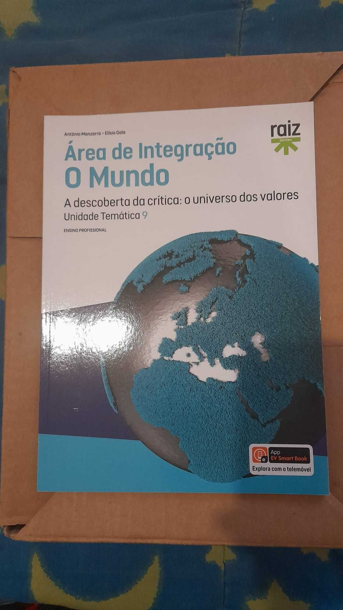 Área de Integração 9 - O Mundo - Ensino Profissional (Raiz Editora)