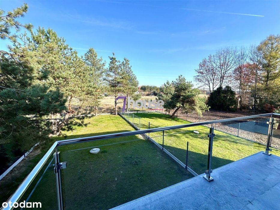 Nowoczesny dom w zabudowie bliźniaczej w Mikołesce