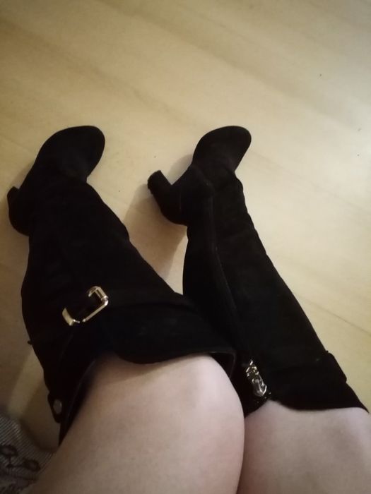 ботфорди 35,5р  черевики 36р,37р