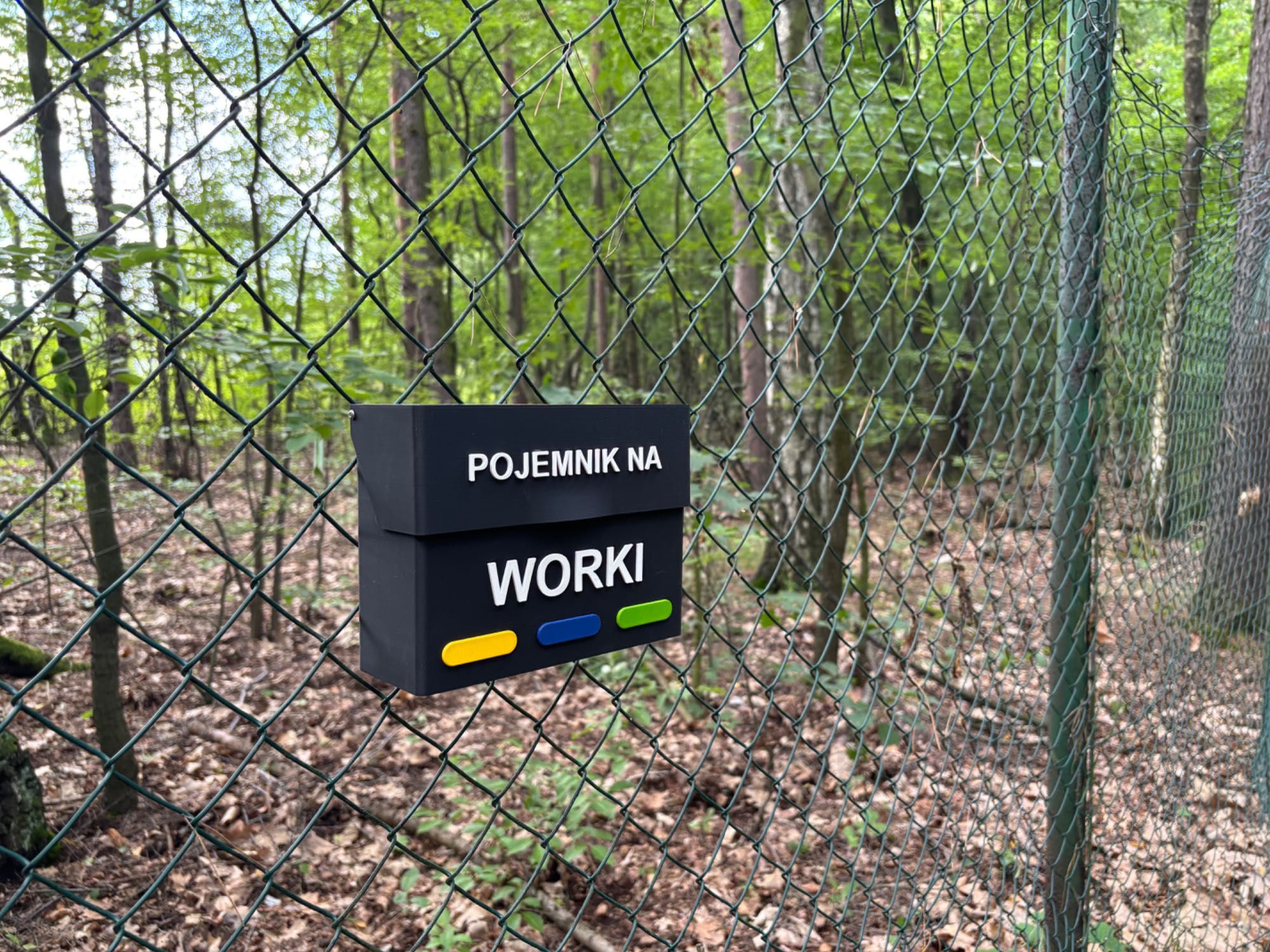 Pojemnik na worki do segregacji - pojemnik na worki na śmieci