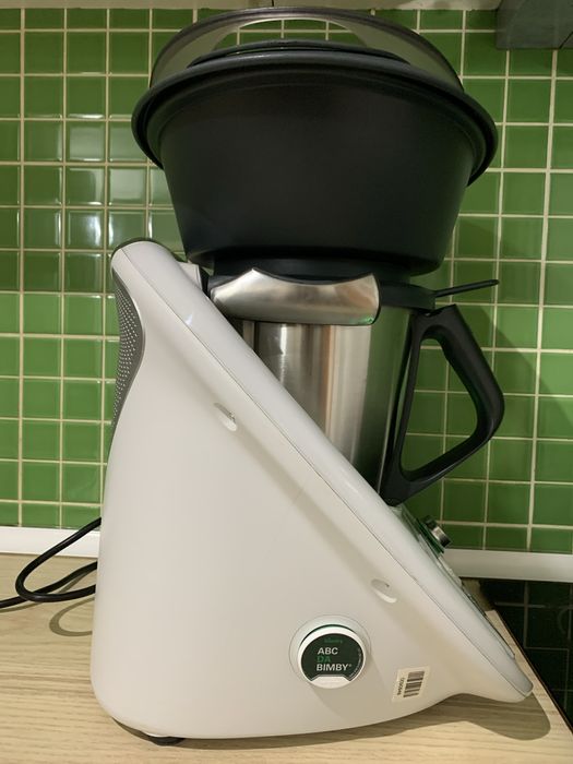 Bimby TM5 em excelente estado com várias ofertas!