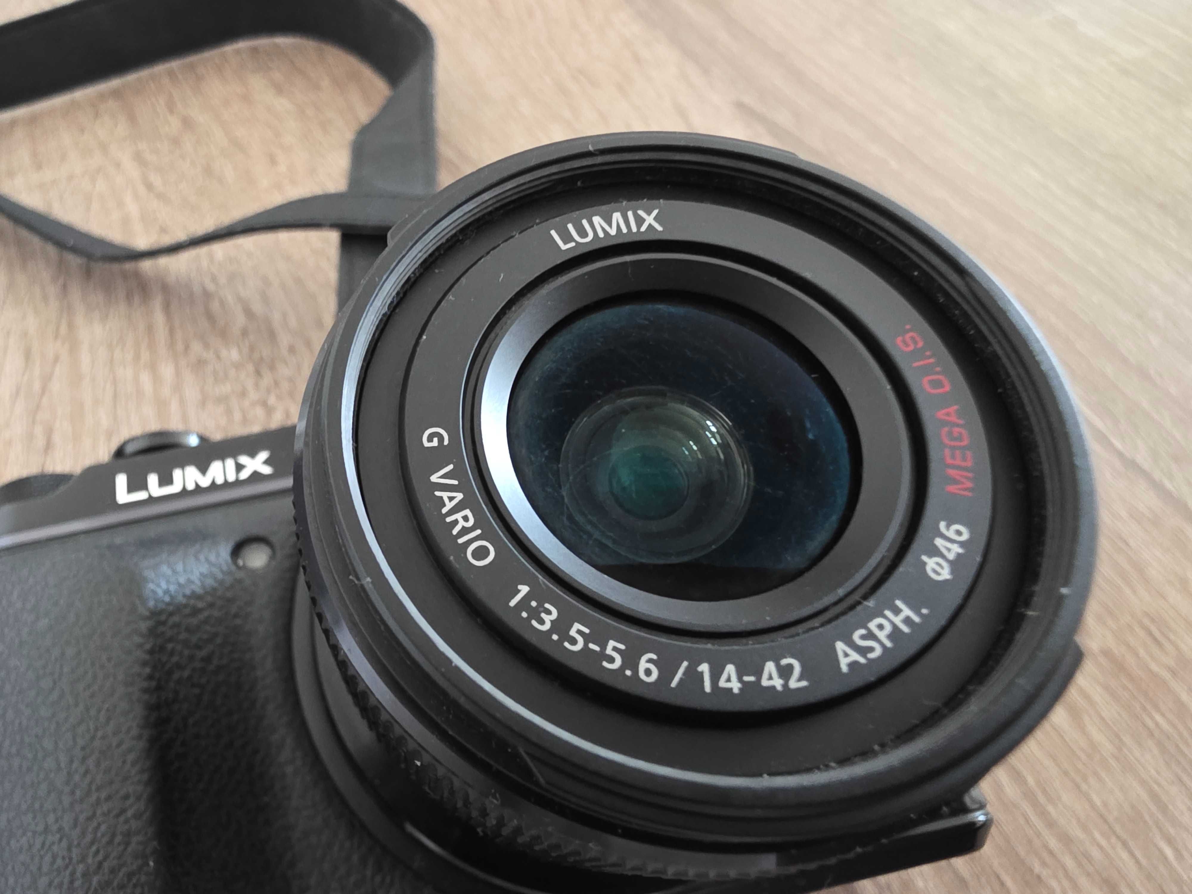 Panasonic Lumix DMC GX7 + obiektyw 14-42 mm DOBRY STAN!