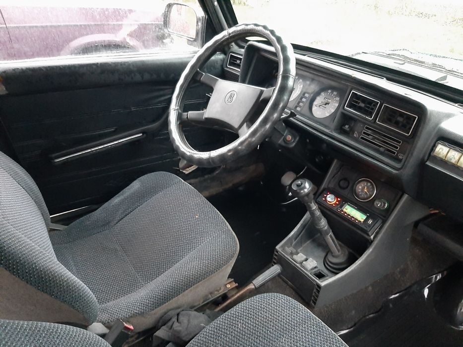 Продам Ваз 2107 бензин