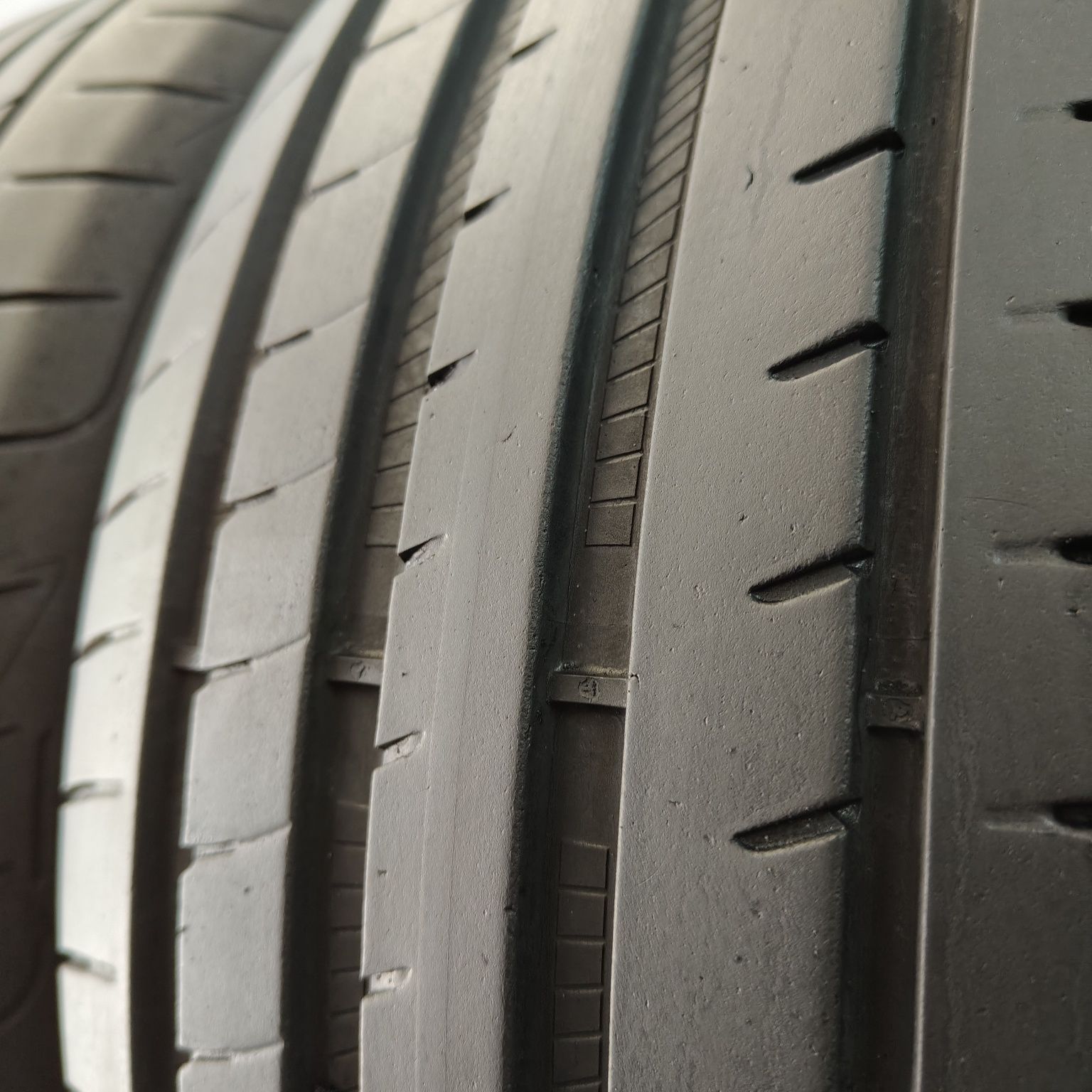 225/45/19 XL Run Flat Goodyear
