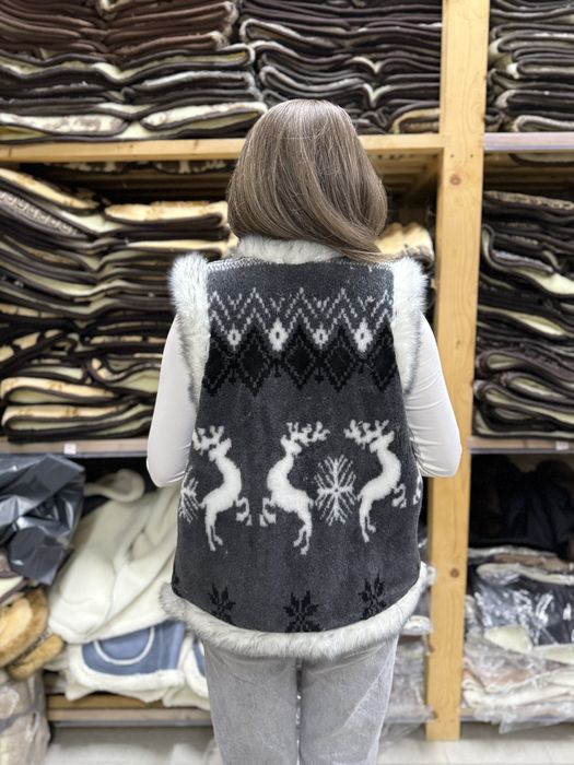 Жилетки з овчини, кожух, безрукавка