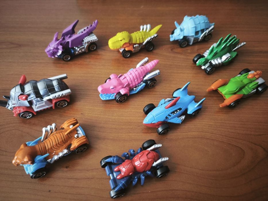 Набір машинок-тварин металевих