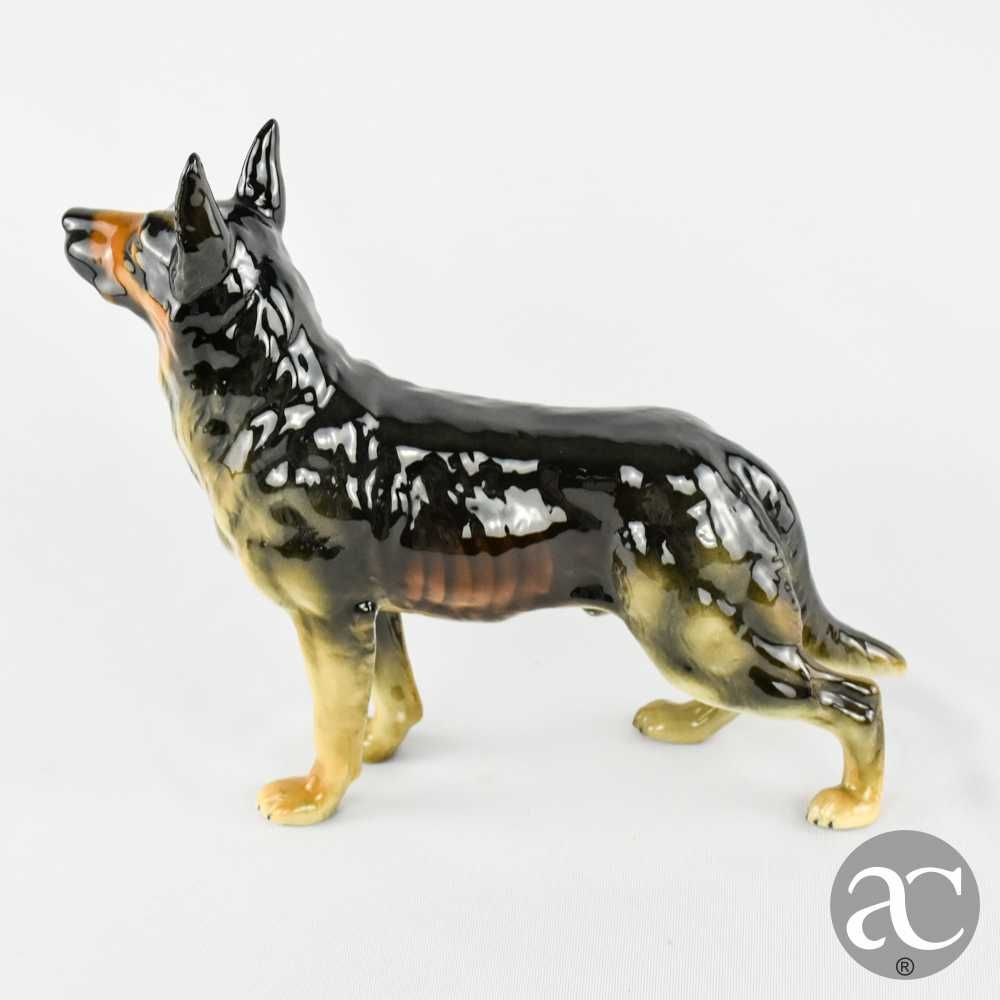 Figura de “Pastor Alemão”, porcelana Goebel, CH618 – 1968