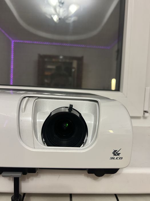 Продається проектор Epson EMP S52