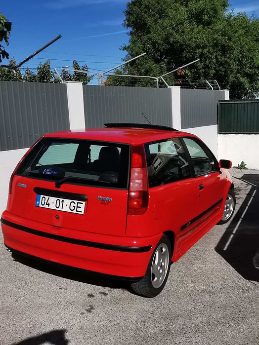 Fiat punto gt turbo em óptimo estado de conservação.