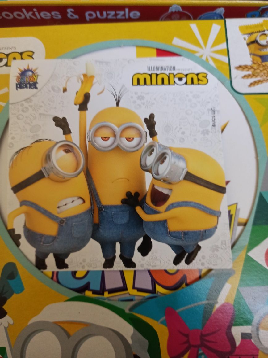 Puzzle minonki, psi patrol, Mikołaj