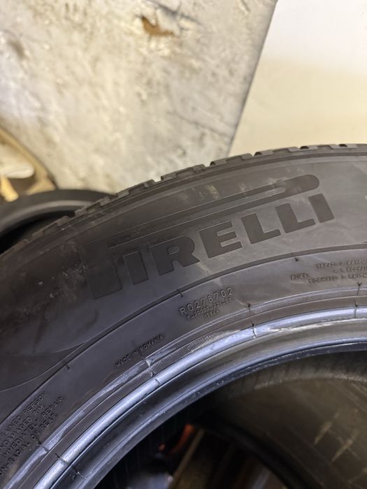 Zimowe opony Pirelli 235/65r17 2021r komplet